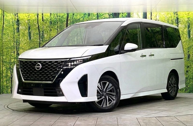 2023 Nissan Serena 2,0L 2023 Cyprus
