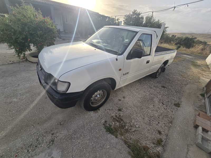1999 Isuzu Pick-up 2,5L 1999 Cyprus