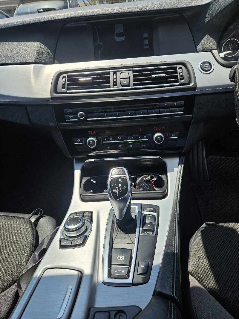 2011 BMW 5-Series 2,0L 2011 Cyprus