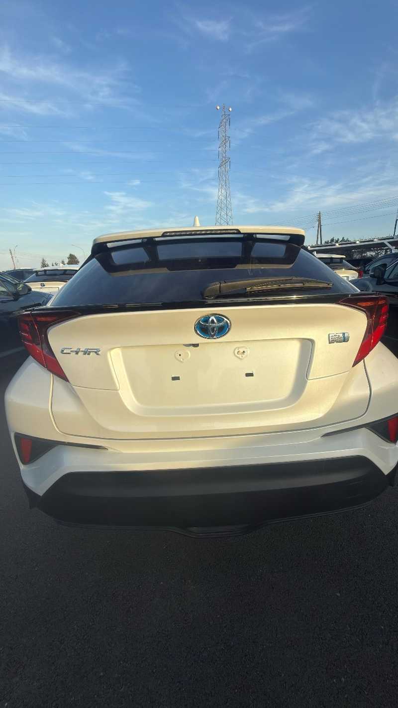 2023 Toyota C-HR 1,8L 2023 Cyprus