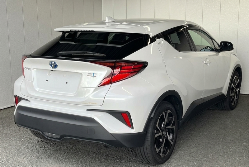 2023 Toyota C-HR 1,8L 2023 Cyprus