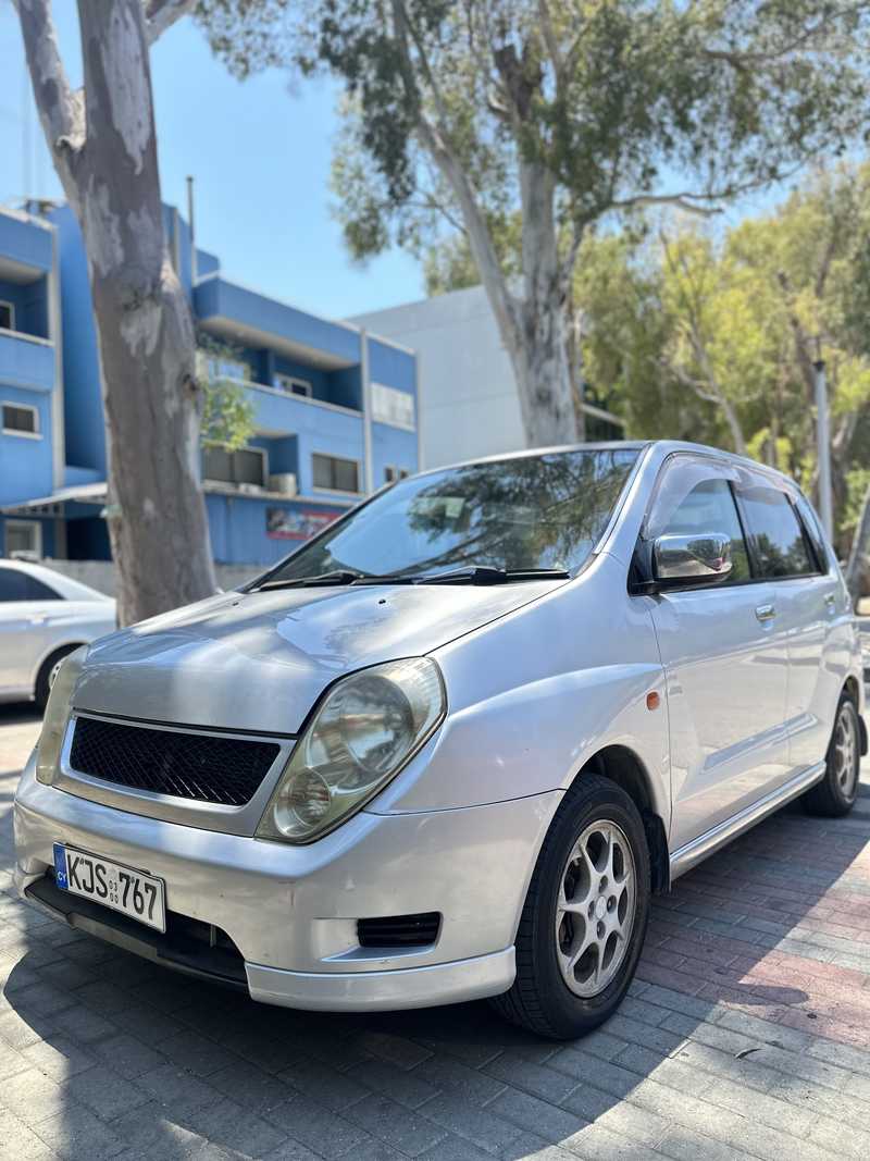 Mitsubishi Dingo 1,5L 2000