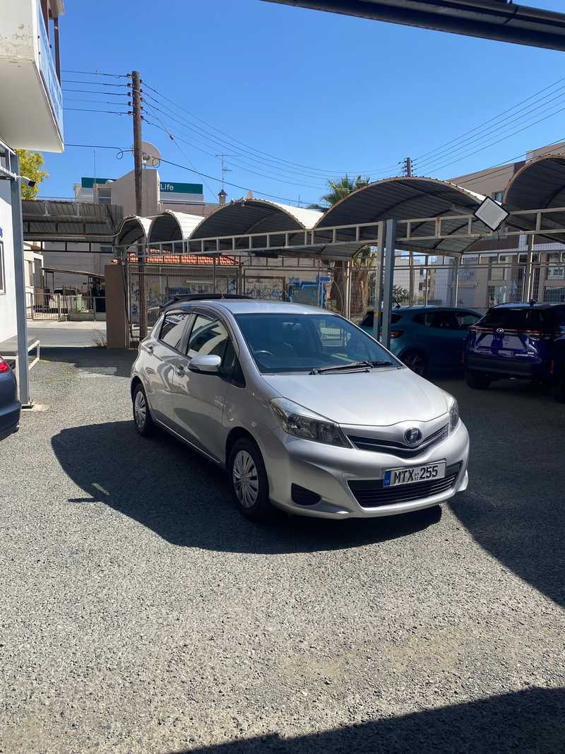 Toyota Vitz 1,3L 2012