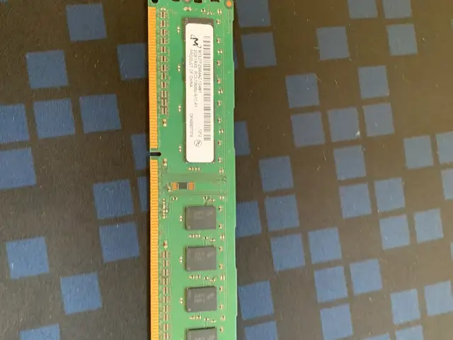 1x 4gbs kingston ddr4 ram, Nicosia — Nicosia - Lykabittos