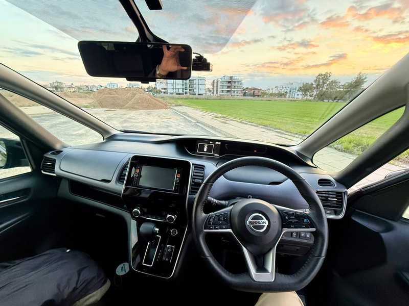 2022 Nissan Serena 2,0L 2022 Cyprus