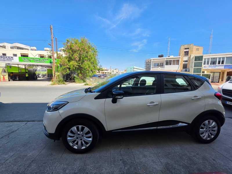 2015 Renault Captur 1,5L 2015 Cyprus