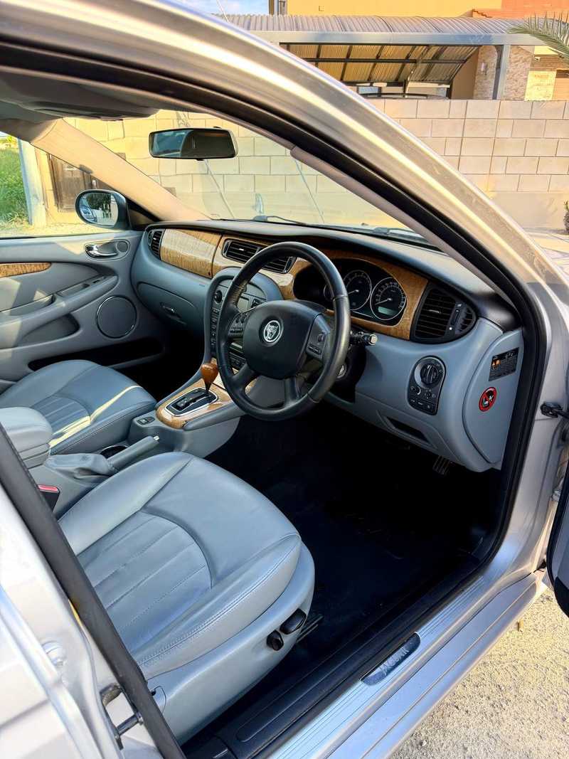 2005 Jaguar X-Type 2,1L 2005 Cyprus