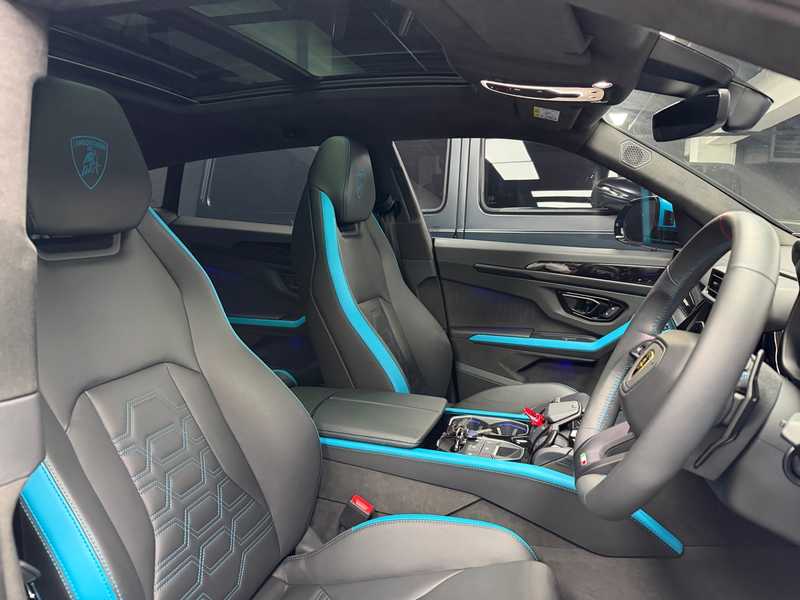 2025 Lamborghini Urus 4,0L 2025 Cyprus