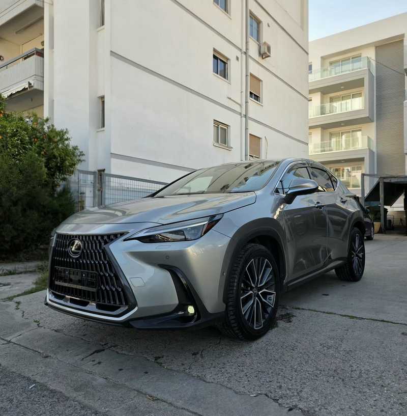 Lexus NX 2,5L 2022