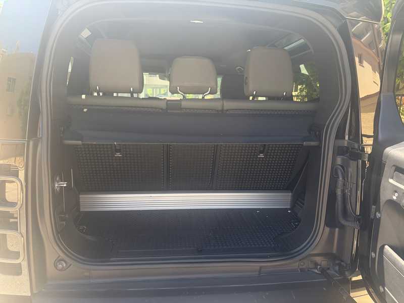 2024 Land Rover Defender 3,0L 2024 Cyprus