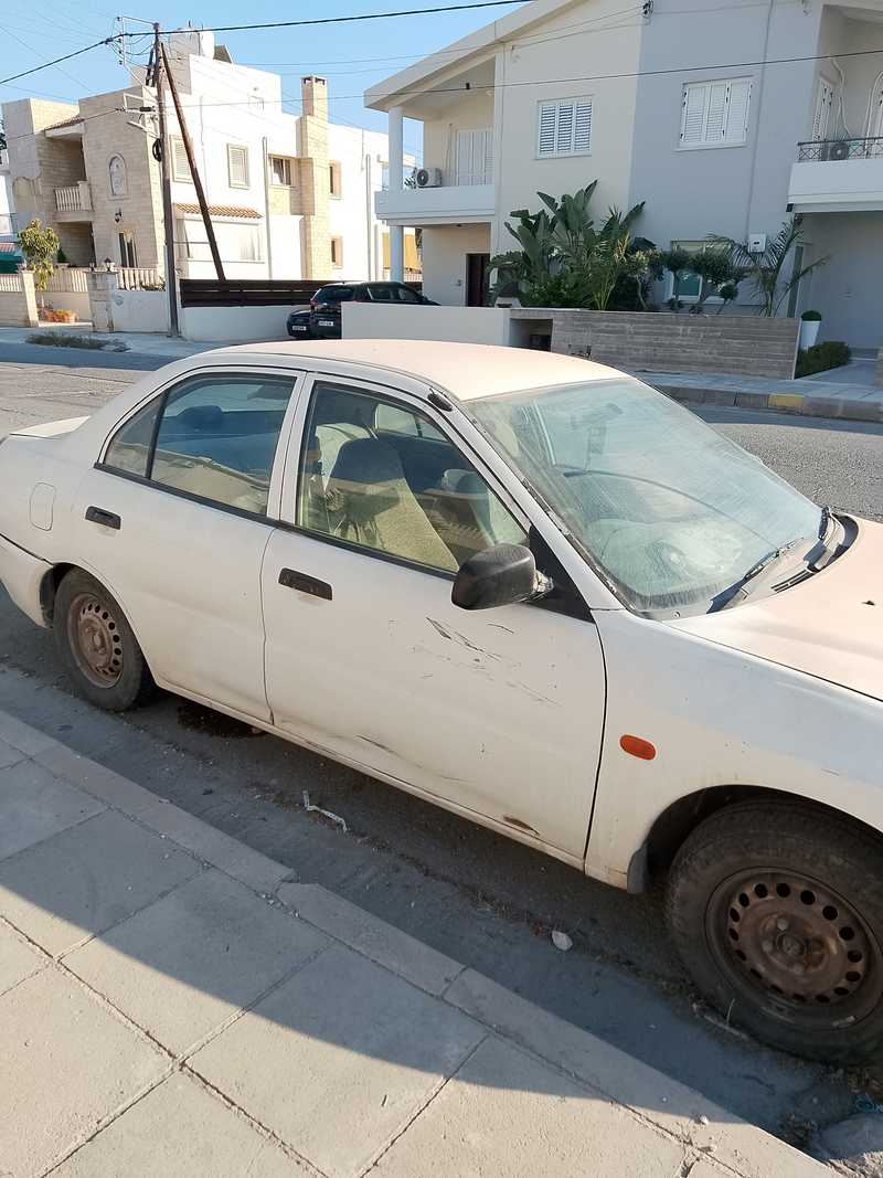Mitsubishi Lancer 1,6L 2002