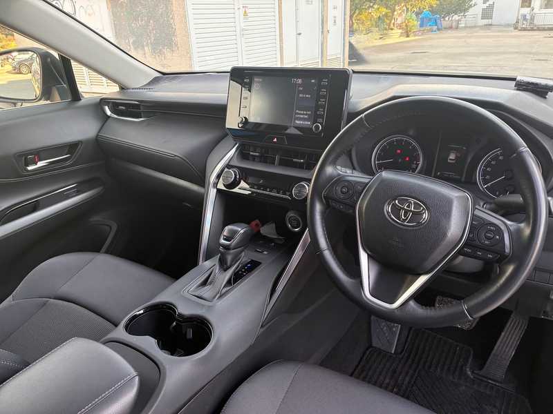 2022 Toyota Harrier 2,0L 2022 Cyprus