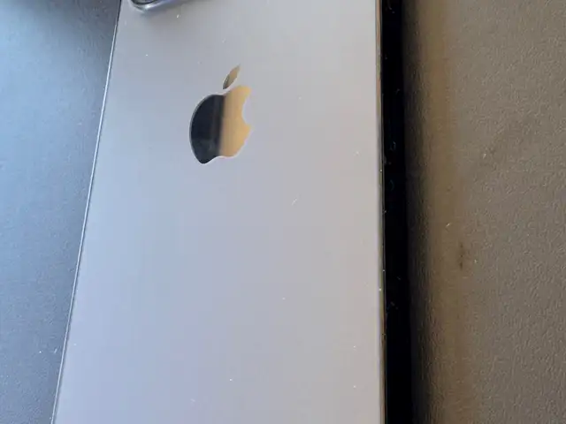 Iphone 14 pro max, Nicosia — Lakatameia - Agios Nikolaos