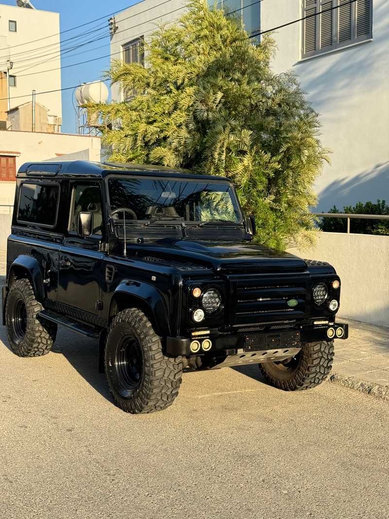 1997 Land Rover Defender 2,5L 1997 Cyprus
