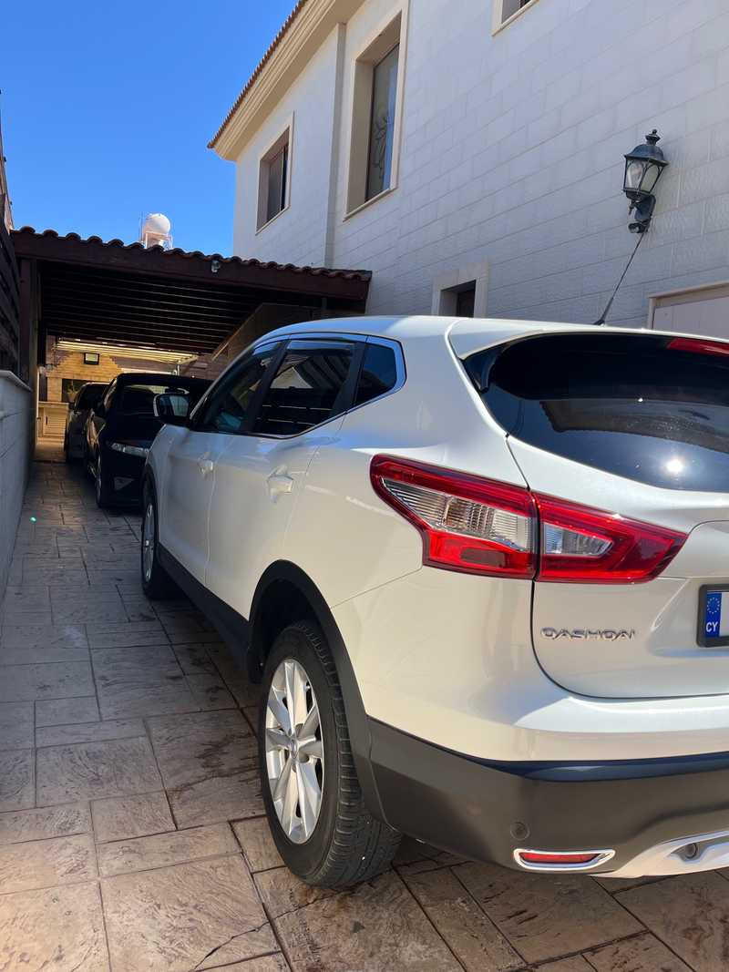 2014 Nissan Qashqai 1,6L 2014 Cyprus