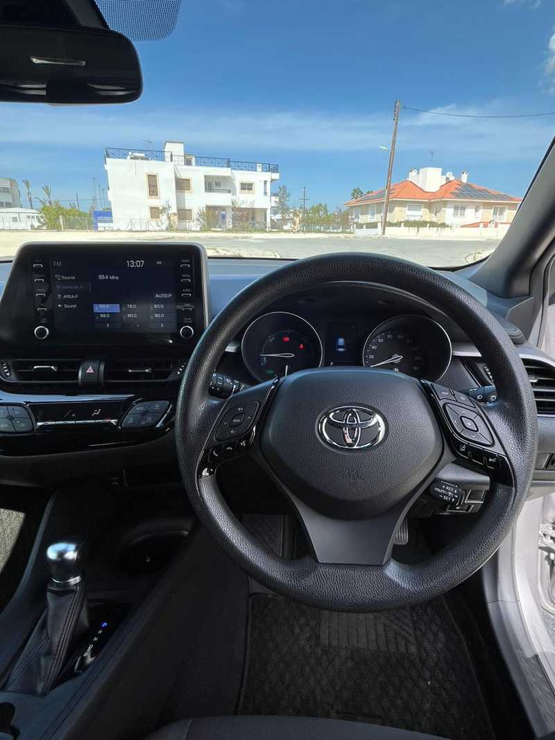 2021 Toyota C-HR 1,8L 2021 Cyprus