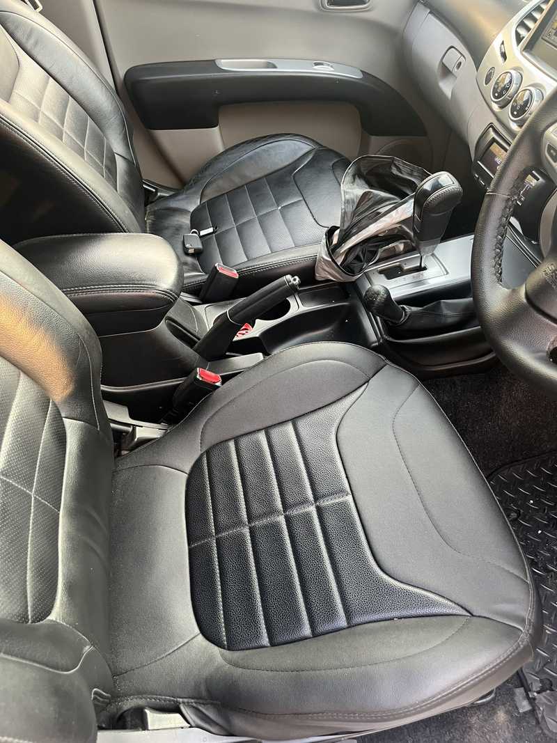 2012 Mitsubishi L200 2,5L 2012 Cyprus