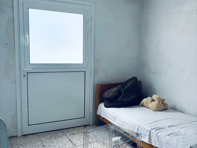 I need a girl or couple, Επαρχία Λεμεσού — Ύψωνας