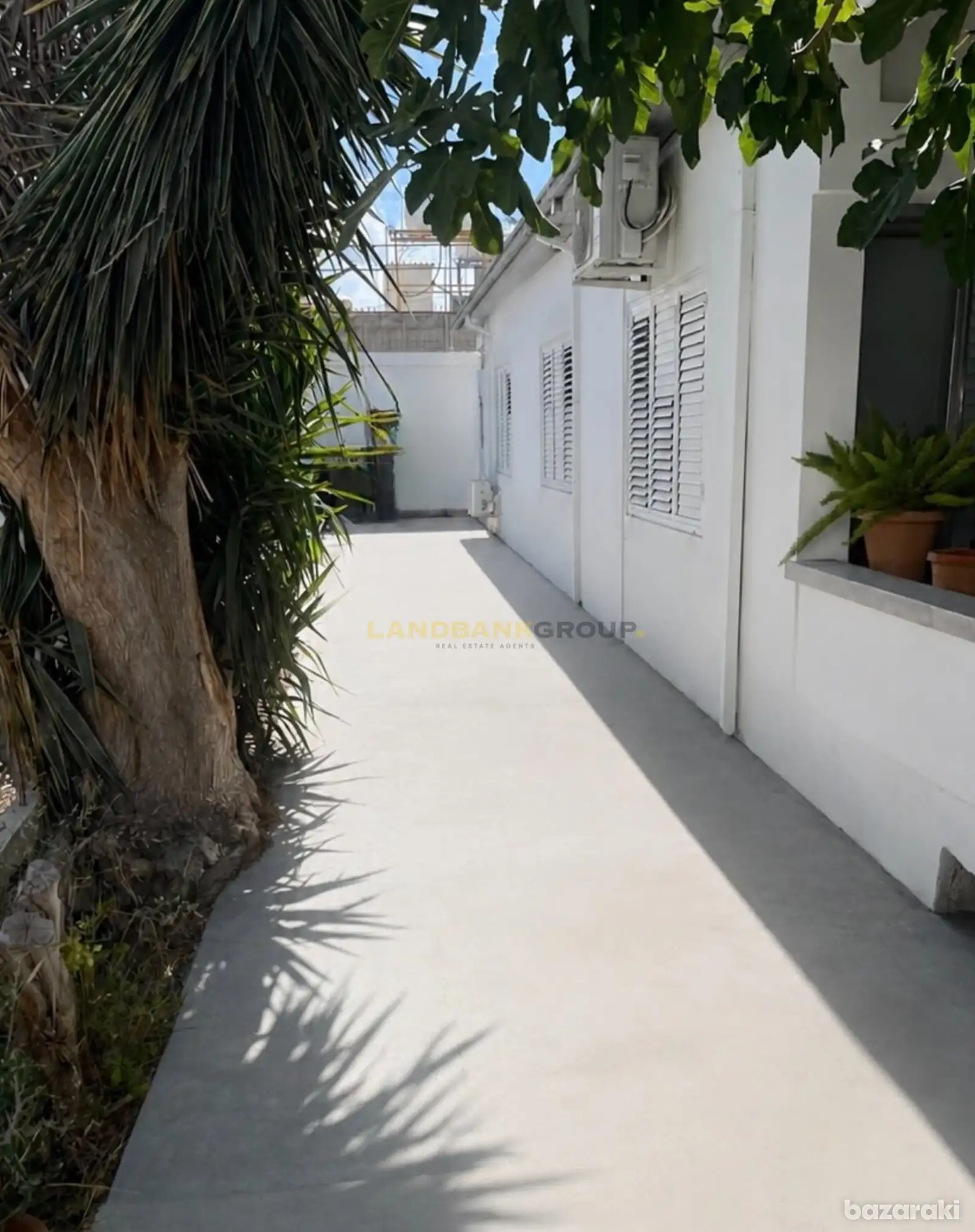 House, 3 bedrooms — 7