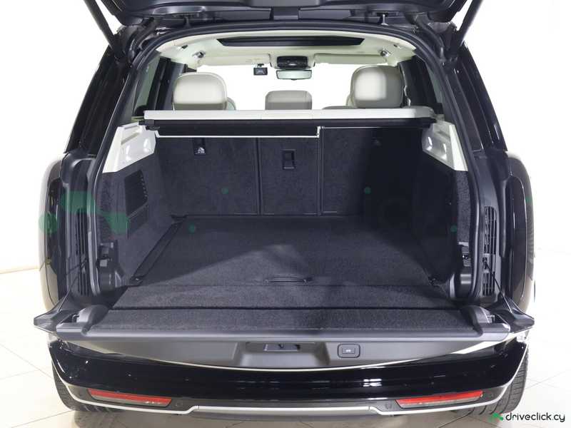 2024 Land Rover Range Rover 4,4L 2024 Cyprus