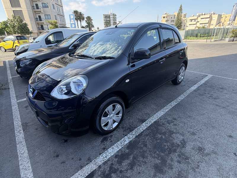 Nissan March 1,2L 2021