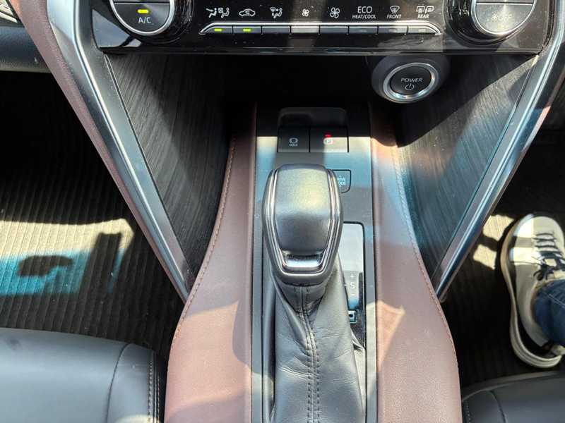 2023 Toyota Harrier 2,5L 2023 Cyprus