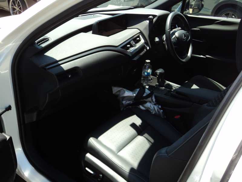 2022 Lexus UX 2,0L 2022 Cyprus