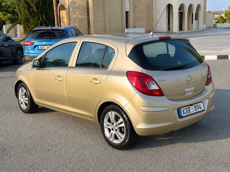 2010 Opel, Vauxhall Corsa 1,4L 2010 Cyprus