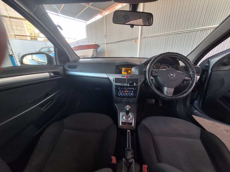 2007 Opel, Vauxhall Astra 1,4L 2007 Cyprus