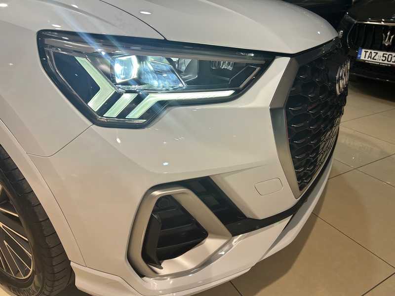 2021 Audi Q3 2,0L 2021 Cyprus