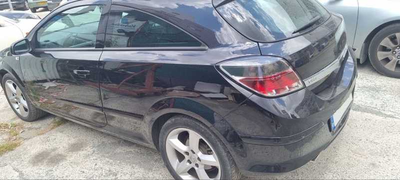 2010 Opel, Vauxhall Astra 1,6L 2010 Cyprus