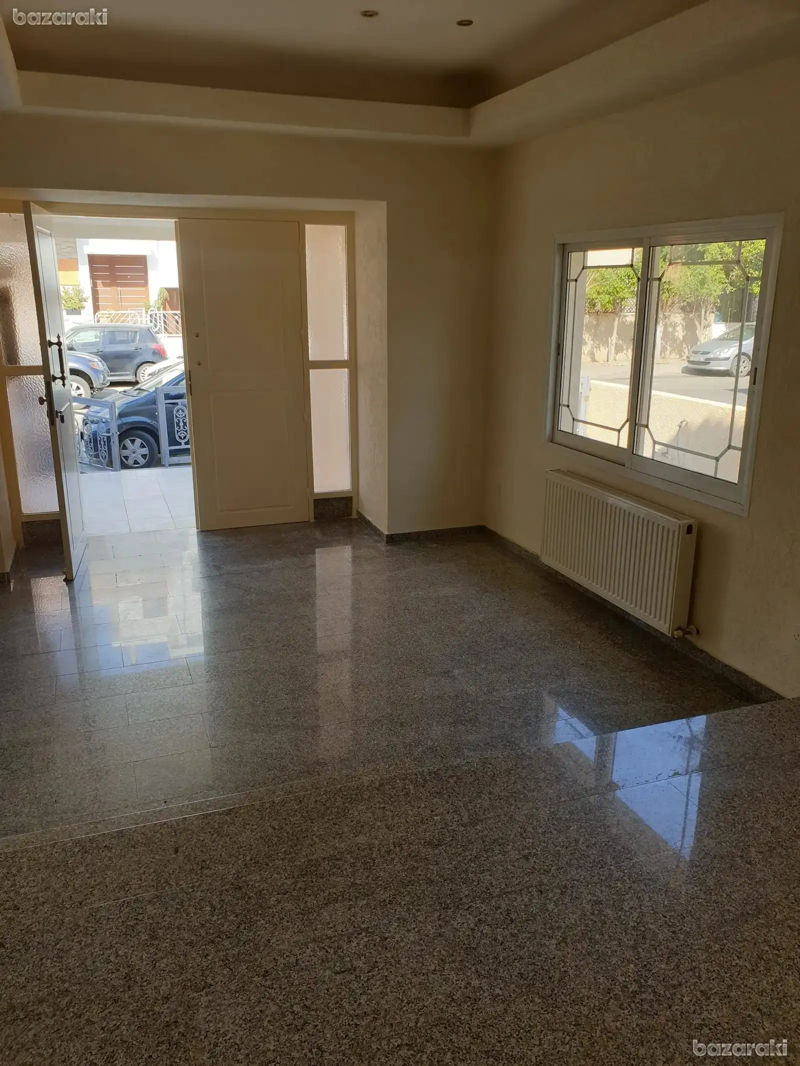 House, 4 bedrooms — 12