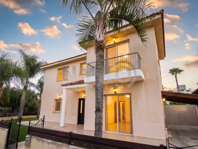 4-bedroom detached house to rent, Επαρχία Λεμεσού — Λεμεσός - Άγιος Σπυρίδων