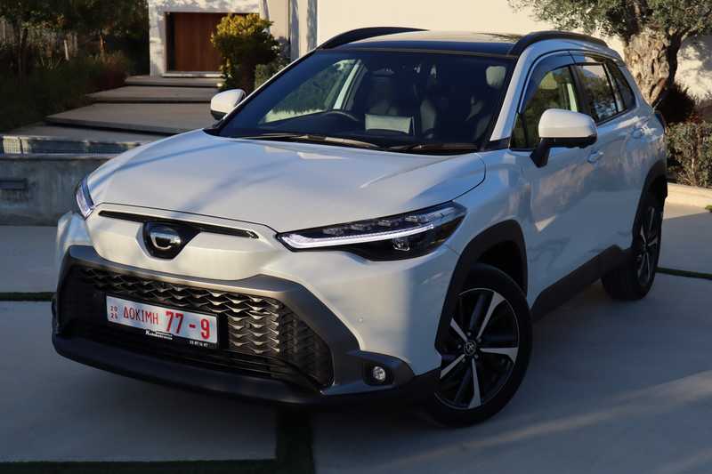 Toyota Corolla Cross 1,8L 2025