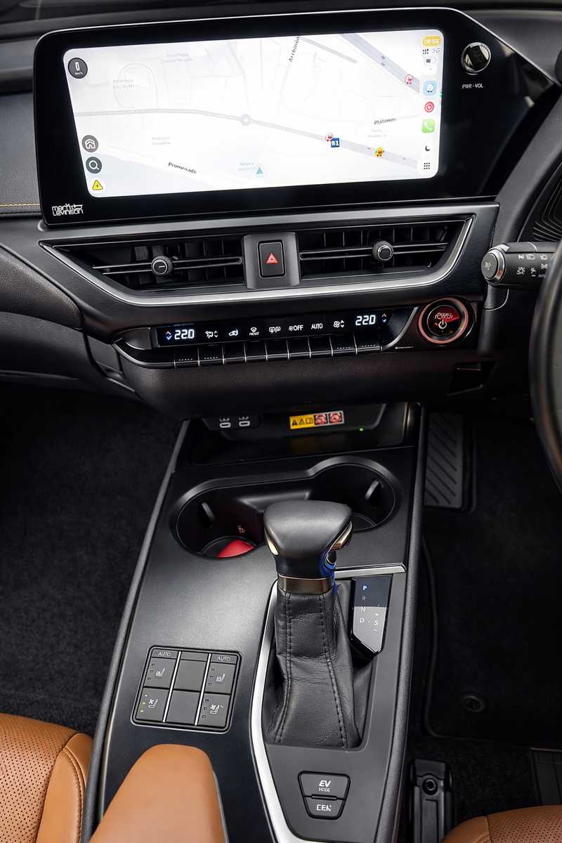 2024 Lexus UX 2,0L 2024 Cyprus