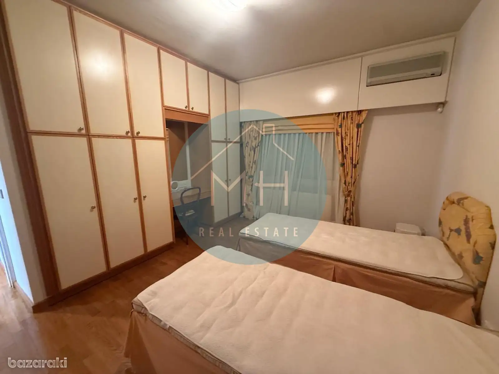 House, 3 bedrooms — 11
