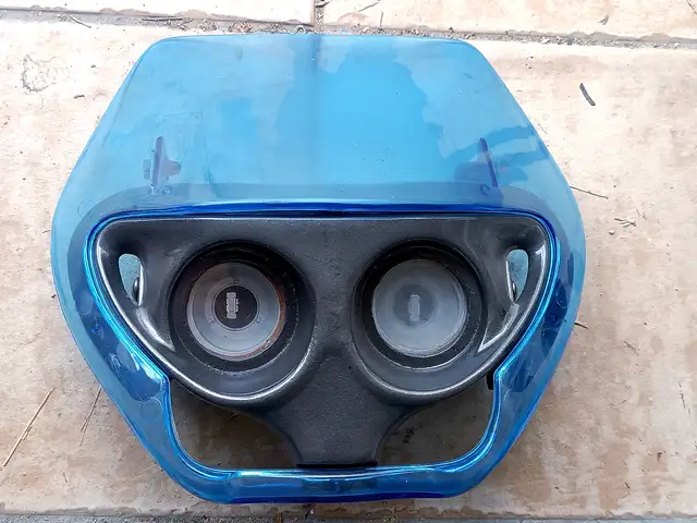 Motorcycle windshield with lights., Nicosia — Agioi Omologites