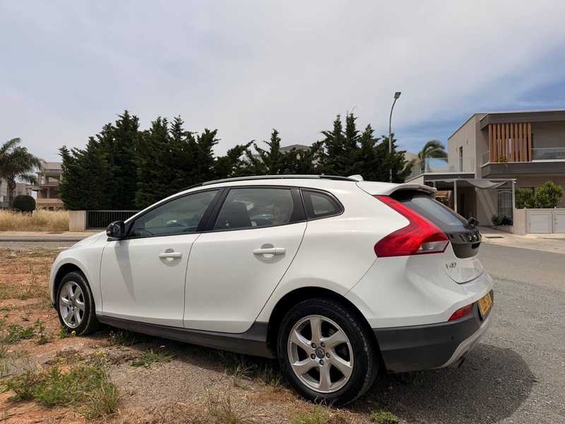 2013 Volvo V40 1,6L 2013 Cyprus