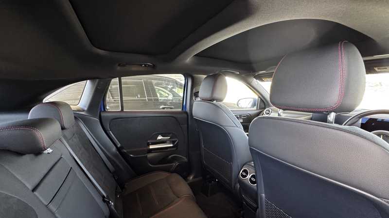 2025 Mercedes-Benz GLA-Class 2,0L 2025 Cyprus