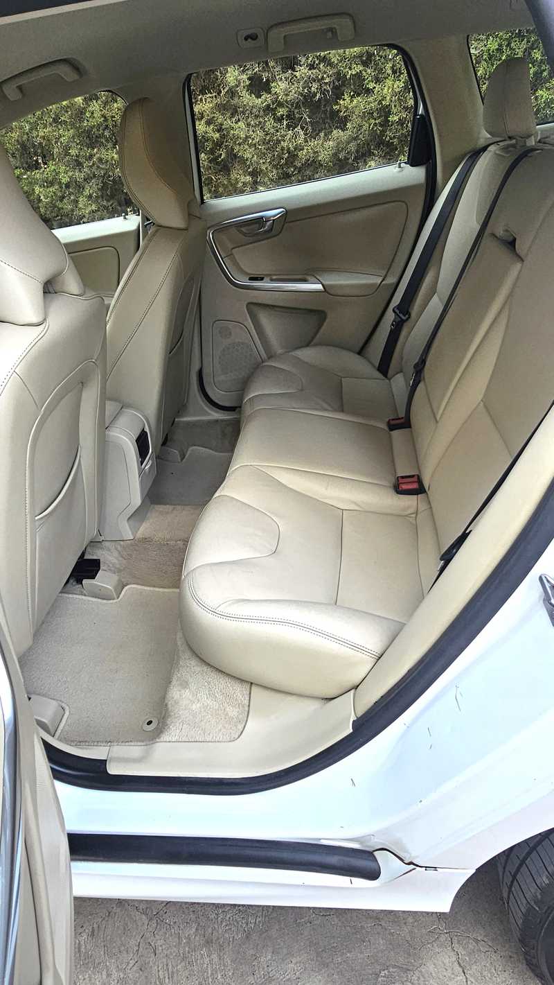 2014 Volvo XC60 2,0L 2014 Cyprus