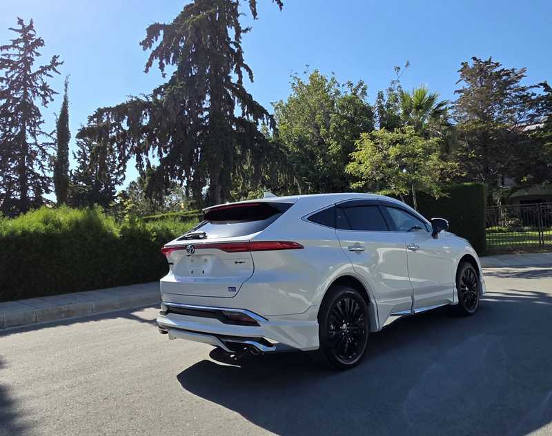 Toyota Harrier 2,5L 2024