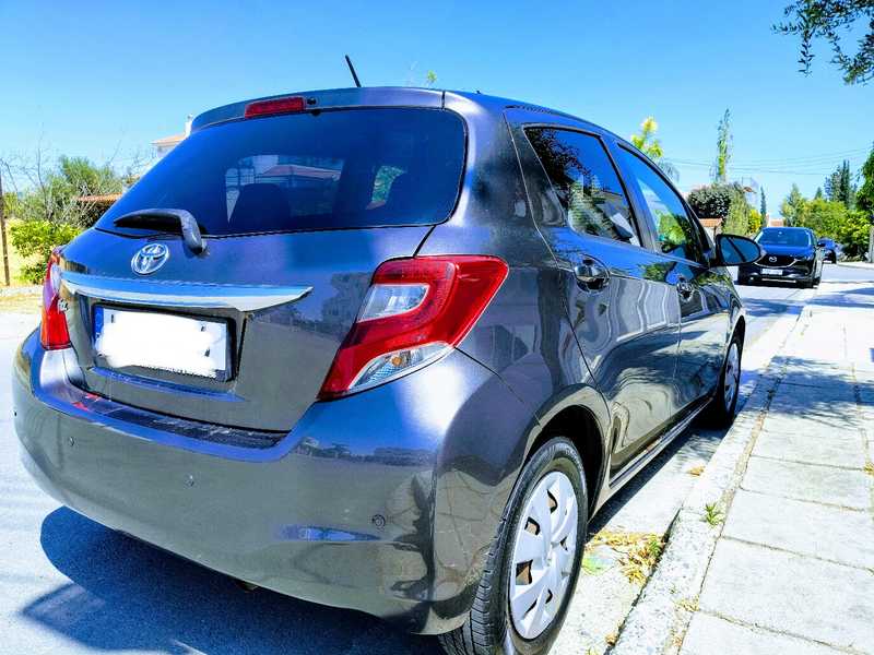 2016 Toyota Vitz 1,3L 2016 Cyprus