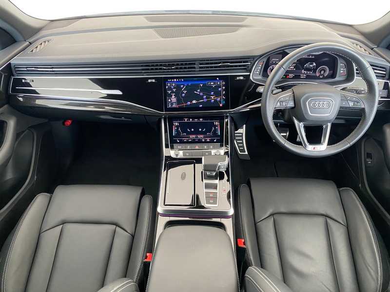 2024 Audi Q8 3,0L 2024 Cyprus