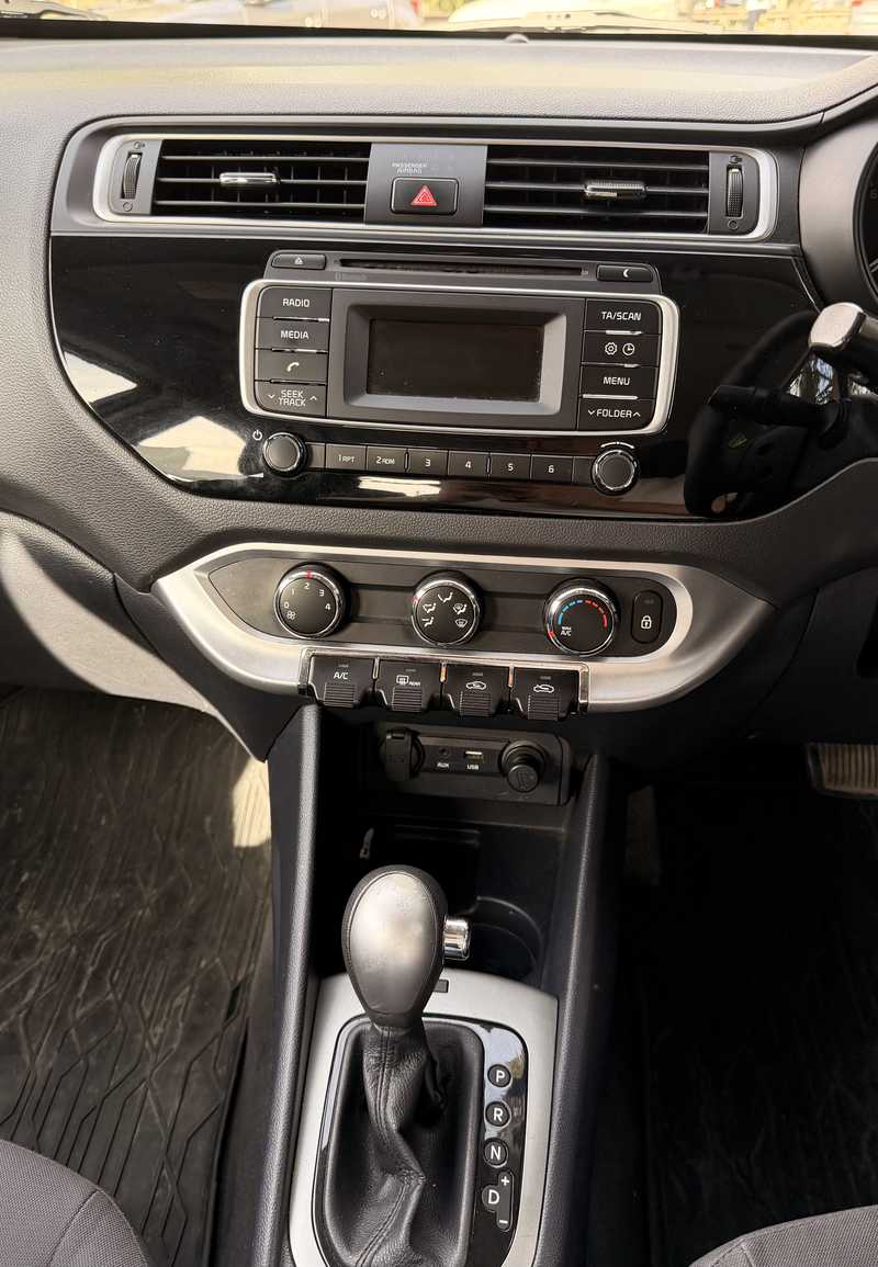 2017 KIA Rio 1,4L 2017 Cyprus