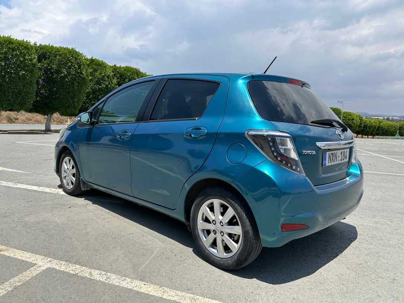 2014 Toyota Yaris 1,5L 2014 Cyprus