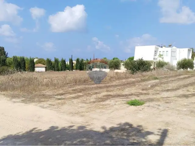 Residential Plot 2174 m², Paphos — Chlorakas