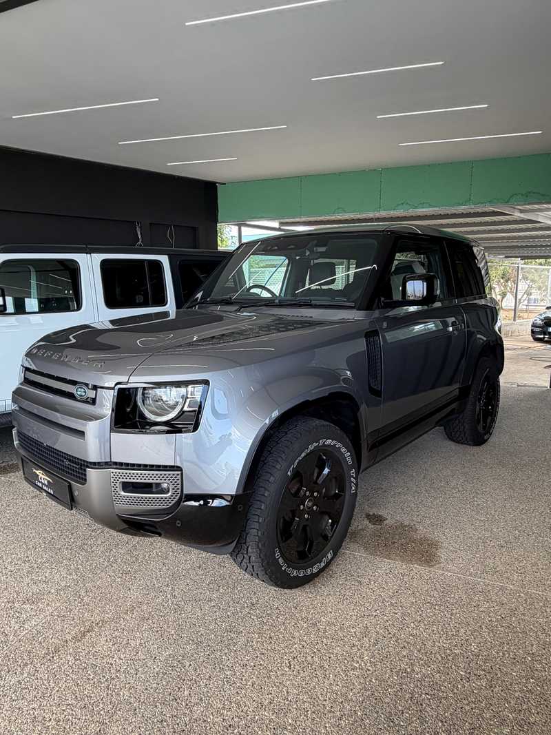 Land Rover Defender 2,0L 2021
