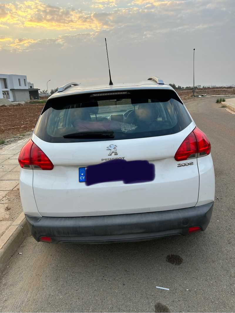 Peugeot 2008 1,2L 2013