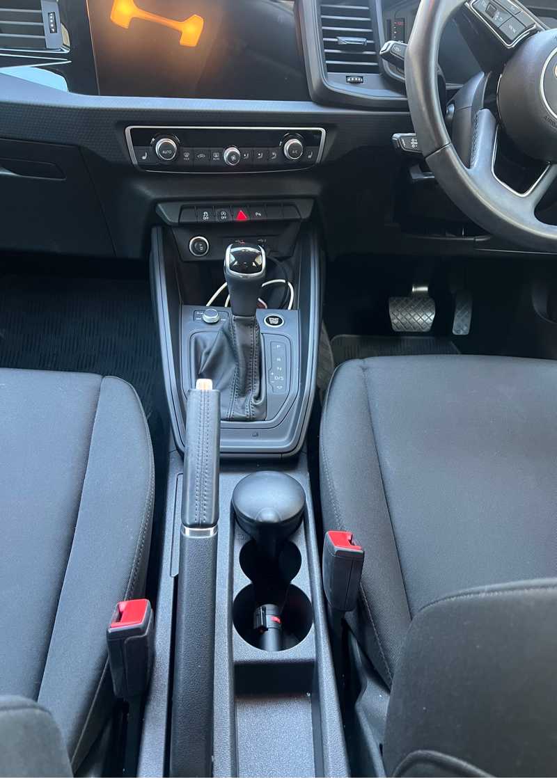 2021 Audi A1 1,0L 2021 Cyprus
