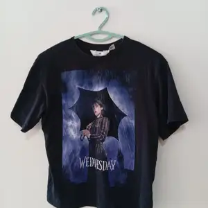 H&M Wednesday T-Shirt, Επαρχία Λεμεσού — Άγιος Αθανάσιος